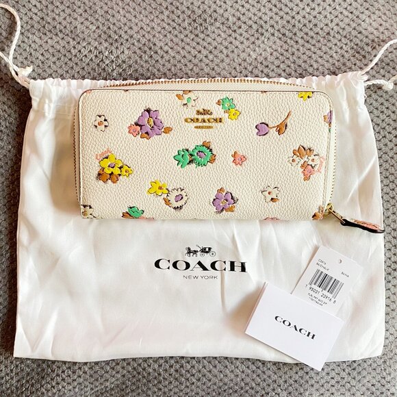 NWT Coach Wildflowers Leather Continental Wallet - Picture 2 of 5